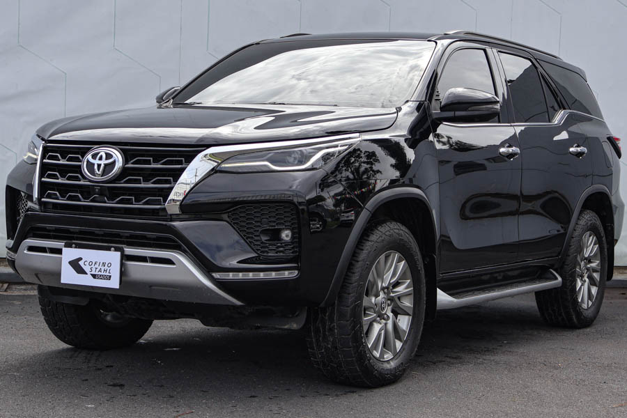 TOYOTA FORTUNER 4X4 2023 - 3905